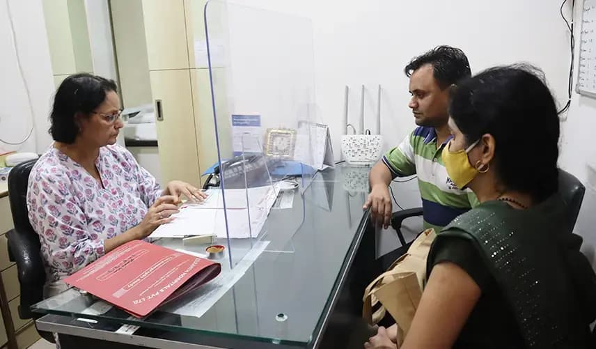 Dr. Bindu Garg consulting her infertile patients at her hospital cabin